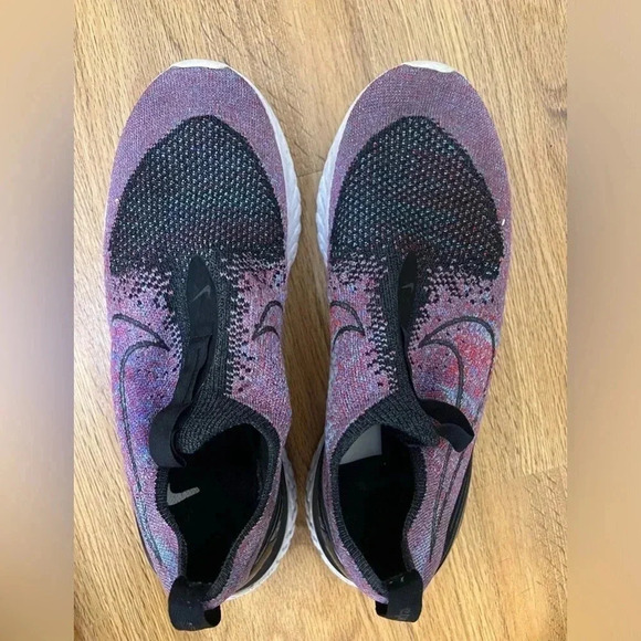 NIKE EPIC PHANTOM REACT V1 (WHITE/BLACK-UNI RED) - Picture 5 of 7